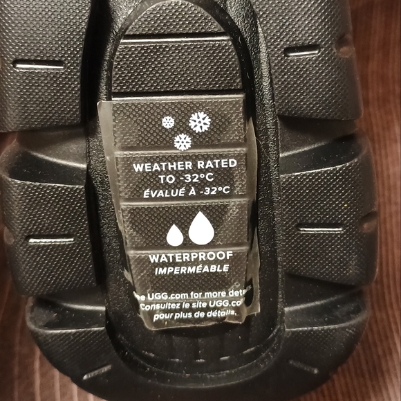 UGG Adiroam Hiker boot brown black women's size 9 - Picture 9 of 12